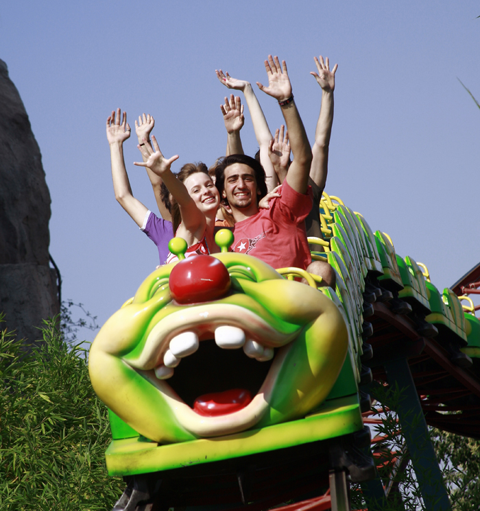 Six Flags Over Rides & Attractions